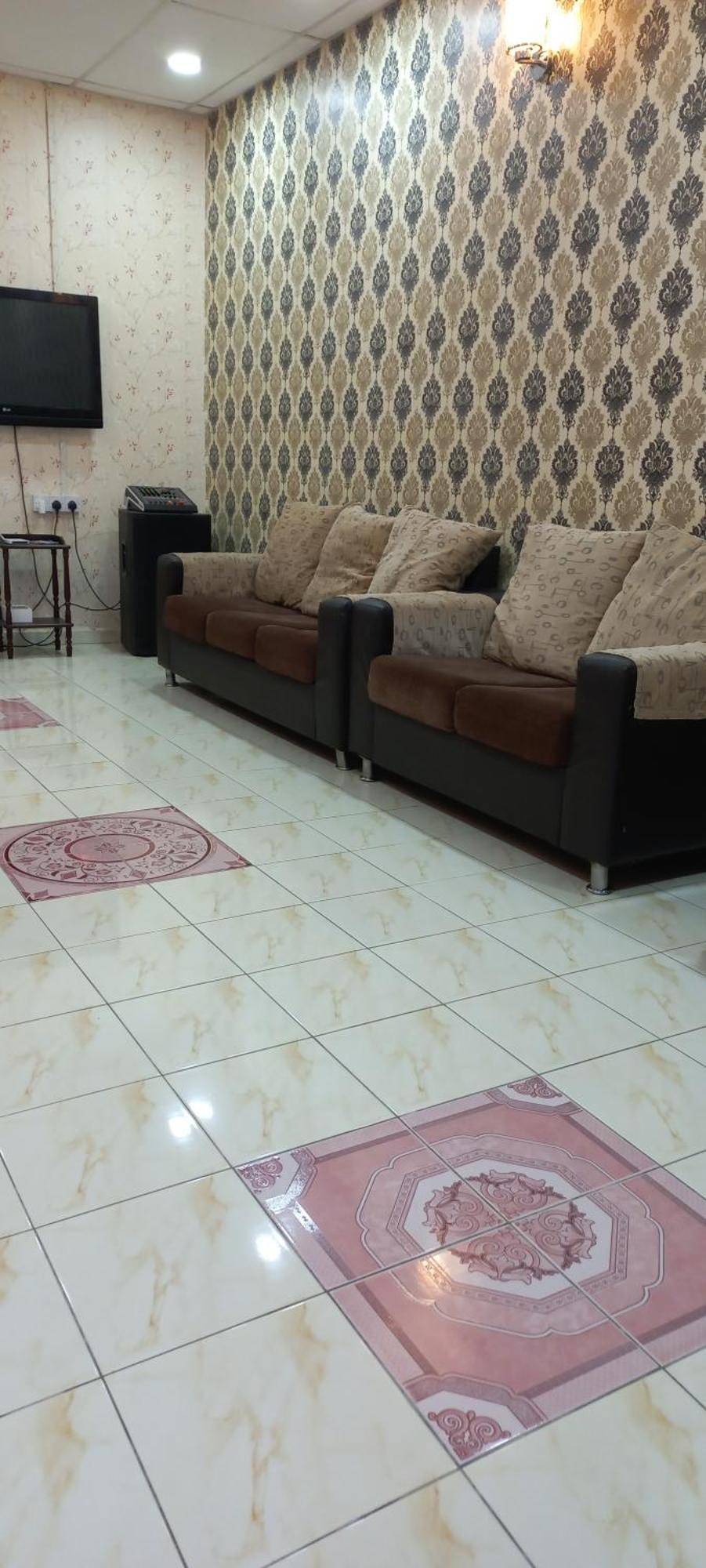 Rumah percutian St *